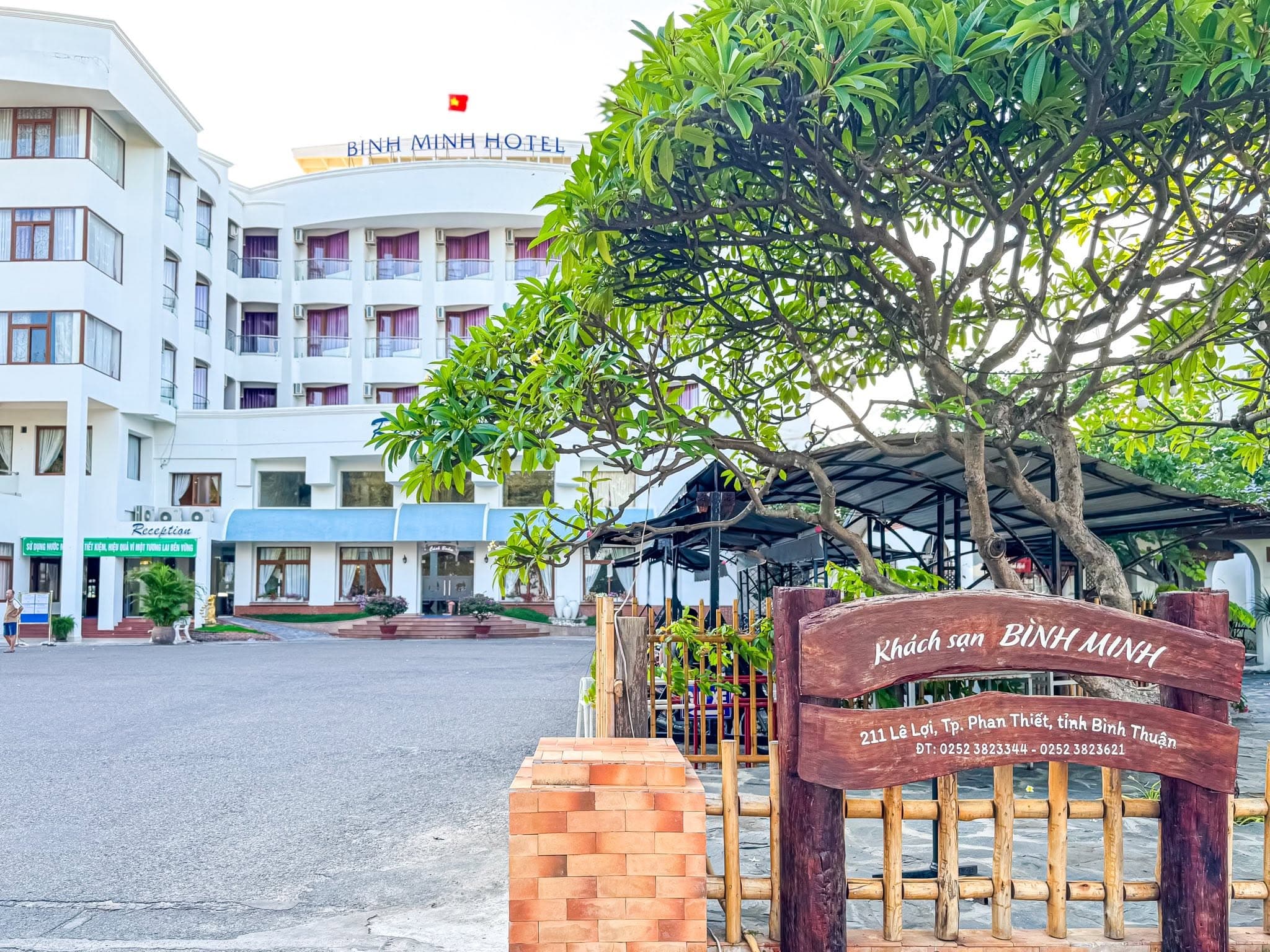 Khách sạn Bình Minh — Phan Thiết thumbnail 2